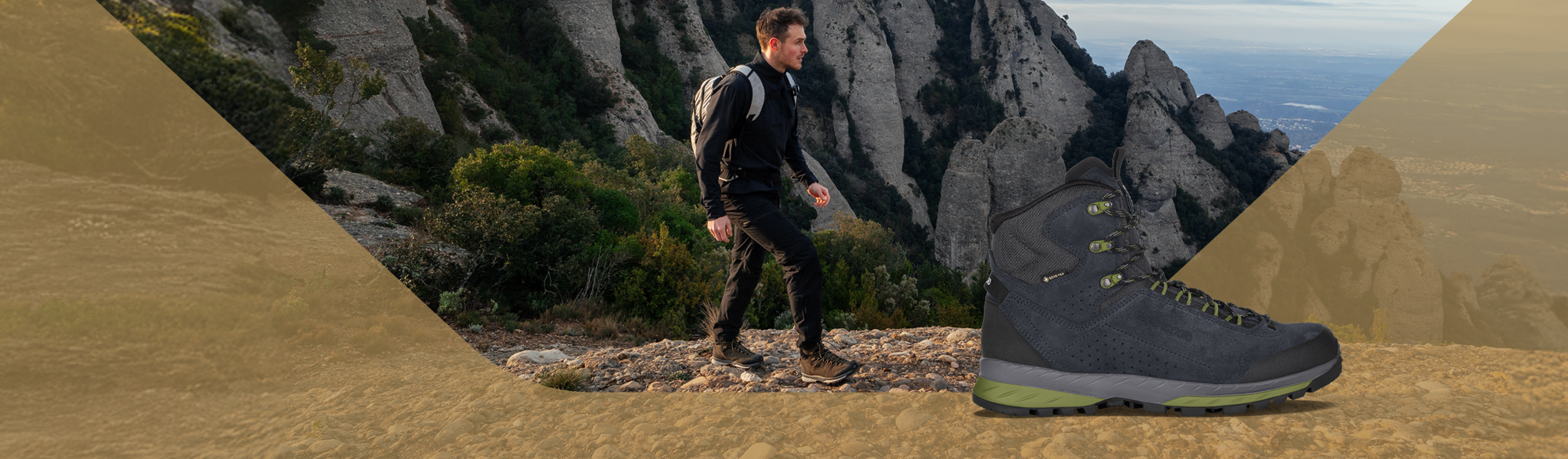 man wandelt op een berg met een stad in de verte, op de voorgrond staat de Delago-wandelschoen